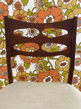 Load image into Gallery viewer, Cute MCM walnut dining chair
