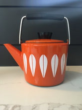Load image into Gallery viewer, Cathrineholm made in Norway enamel kettle
